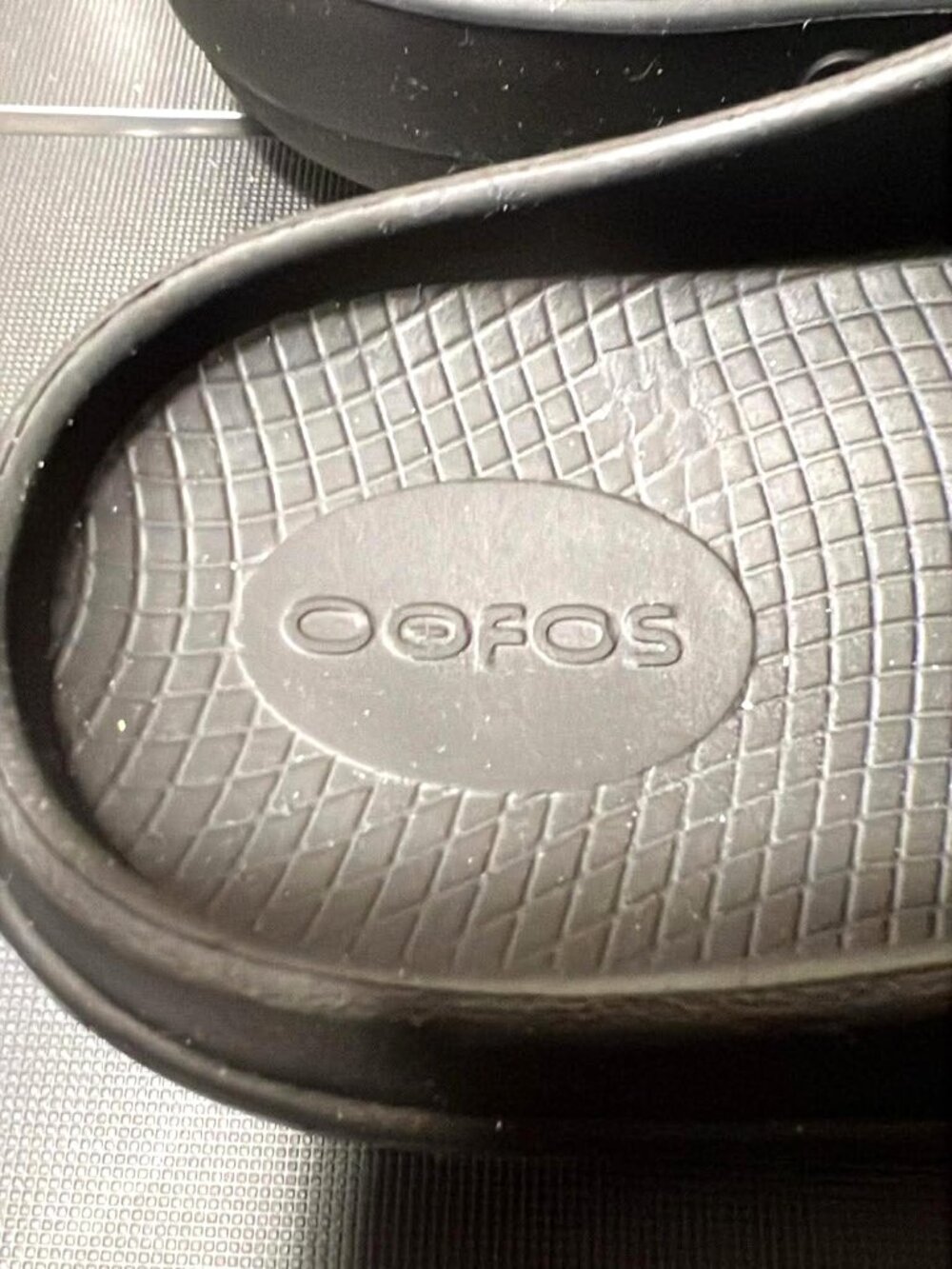 OOFOS OOclog Recovery Clogs • Black • Women’s 7 • Like New - Picture 6 of 8